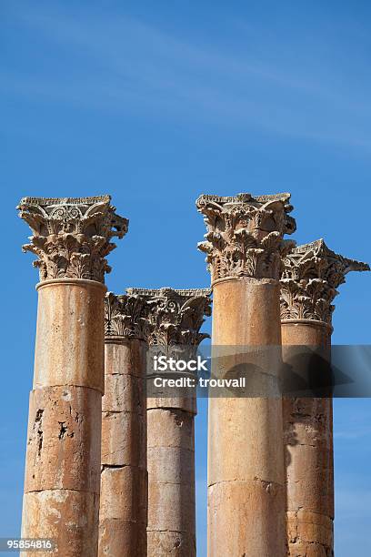 Temple Of 아르테미스 제라쉬 니우에섬 4가지 개체에 대한 스톡 사진 및 기타 이미지 - 4가지 개체, 기둥-건축적 특징, 0명