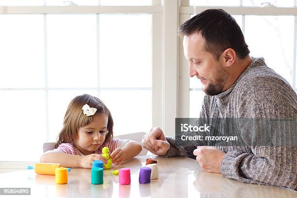 Playdough 게임 부모에 대한 스톡 사진 및 기타 이미지 - 부모, 아이, 학습