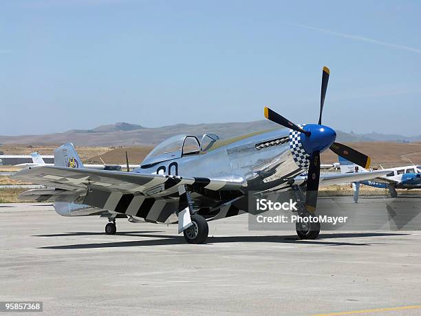 P51 Mustang In Hollister Ca Stock Photo - Download Image Now - Airplane, Airport, Armed Forces