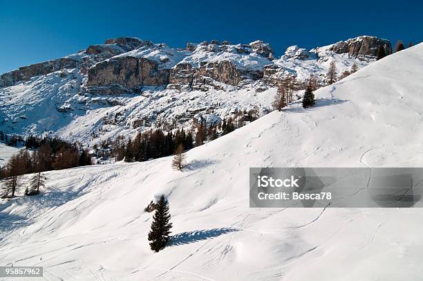 Italienische Alps Ski Resort Stockfoto und mehr Bilder von Alpen - Alpen, Baum, Berg