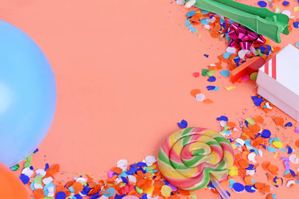 istock Colorful party frame with birthday objets 958584040