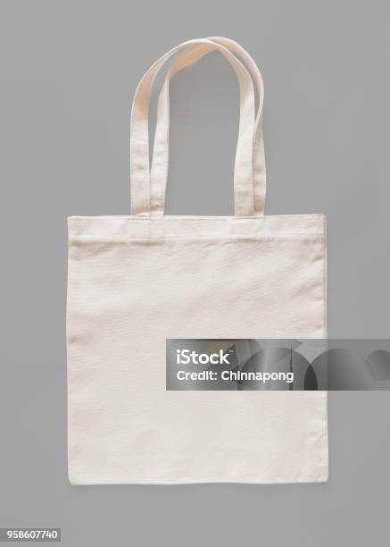 Tragetasche Canvas Stoff Tuch Eco Shopping Sack Mockup Leeren Vorlage Isoliert Auf Grauem Hintergrund Stockfoto und mehr Bilder von Wiederverwendbare Tasche