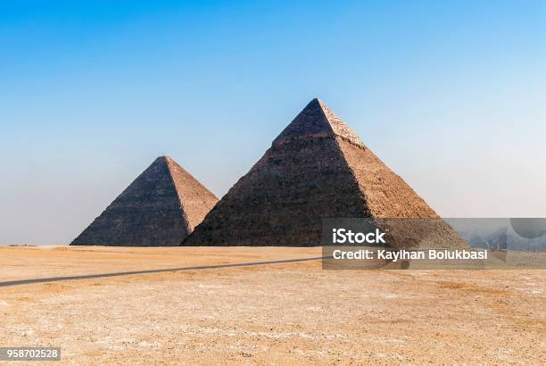 Al Haram Giza Governorate Pyramid Stock Photo - Download Image Now - Ancient, Archaeology, Architecture
