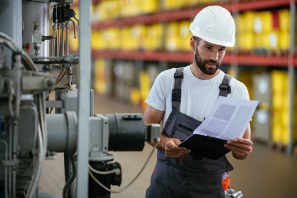 istock Male manual worker in factory 958717656