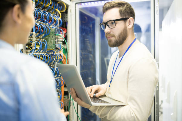 istock Productive Discussion of Mining Farm Experts 958719288