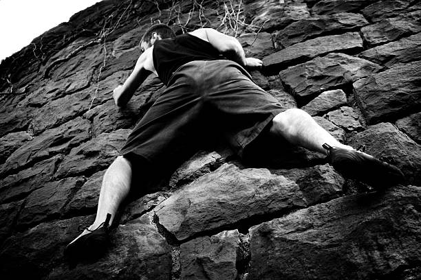 cima da parede - bouldering reportage rock men - fotografias e filmes do acervo