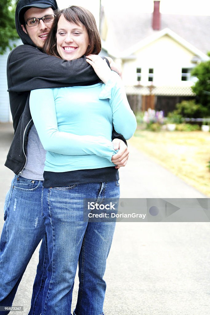 Junges Paar - Lizenzfrei Arm umlegen Stock-Foto