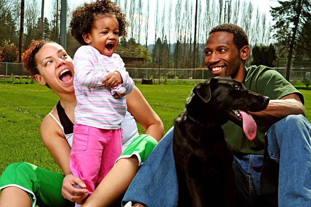 istock family in the park 95874097