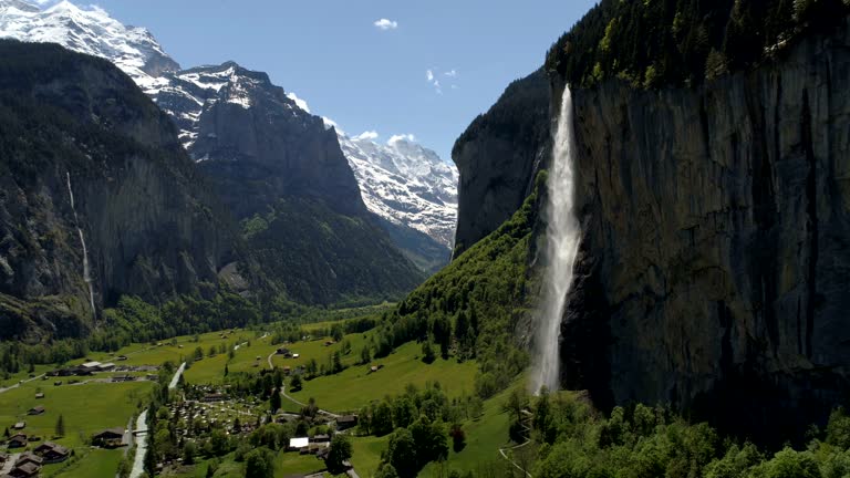 Lauterbrunnen waterfall - Aerial 4K