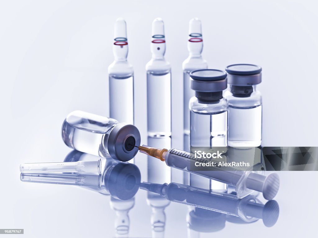 Vaccin - Photo de Seringue libre de droits