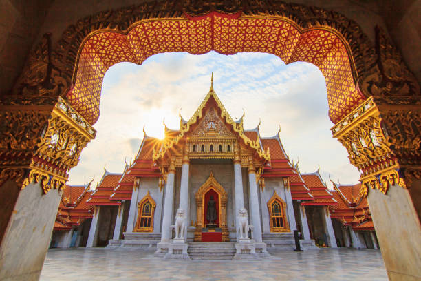 beautiful thai temple with sunlight in morning time - art thailand thai culture temple imagens e fotografias de stock