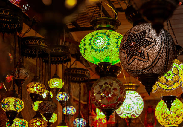 istock Beautiful turkish lamps on Istanbul bazaar 958862878