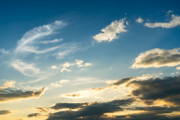 sunset sky fondo - sunset bay oregón fotografías e imágenes de stock