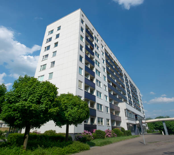 istock German skyscraper on a sunny day in the afternoon 958897722