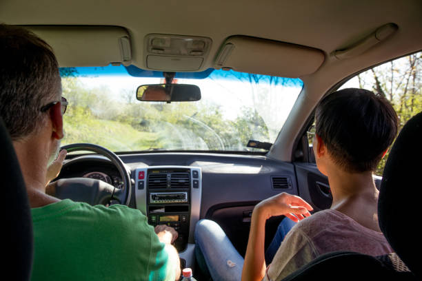 istock Mature Couple On the Move 958983972