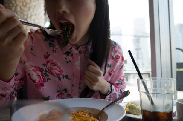istock Eating Italian food 959035934