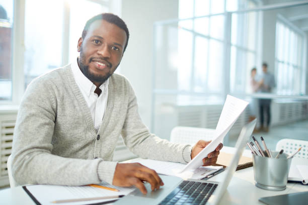 istock African American Entrepreneur Posing for Photography 959071704