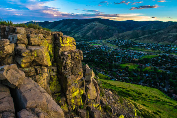 istock Outdoor Wilderness in Colorado 959081606