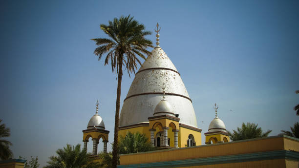 Exterior view to Imam Al-Mahdi tomb, Omdurman, Sudan Exterior view to Imam Al-Mahdi tomb at Omdurman, Sudan khartoum stock pictures, royalty-free photos & images
