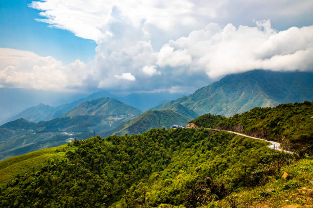 istock O Quy Ho Pass, Lai Chau, Vietnam 959123736