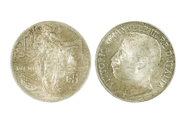 istock Silver Italian 5 lira Coin isolated on white background. 959190398