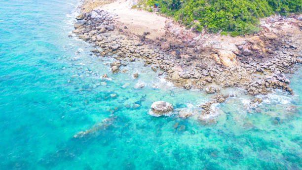 istock Aerial view  Blue sea for background 959193036