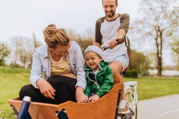 istock Family enjoys cargo bike ride 959304490