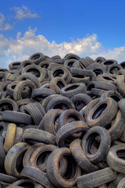 istock Pile of Old Tyres 959359752