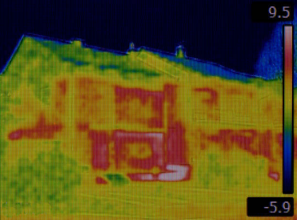 istock Thermal Image of Heat Leakage 959372046