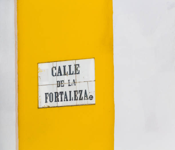 istock Fortaleza Street 959390692