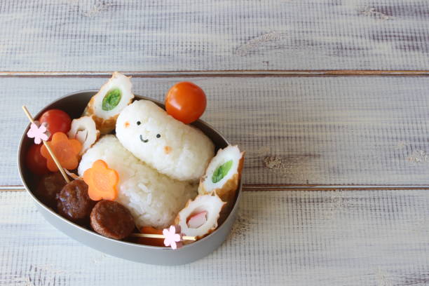 istock Lunch of new year 959395644