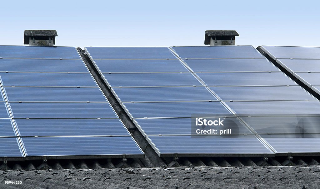 Fotovoltaico de instalación - Foto de stock de Vida doméstica libre de derechos