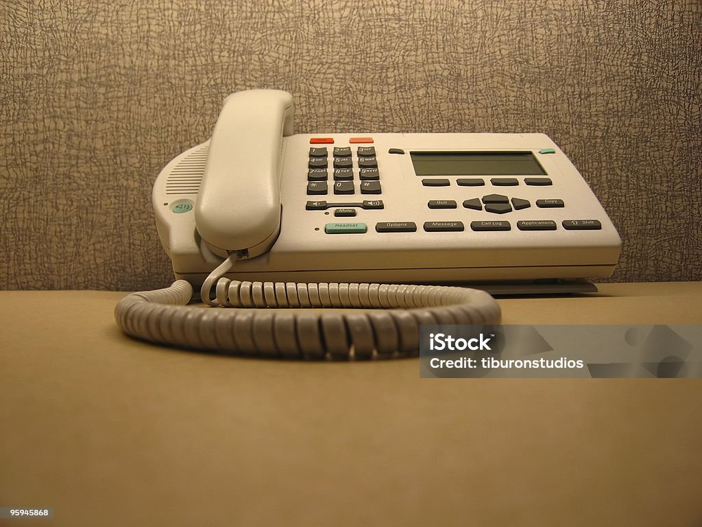Przewodowy telefon do pracy - Zbiór zdjęć royalty-free (Biurko)