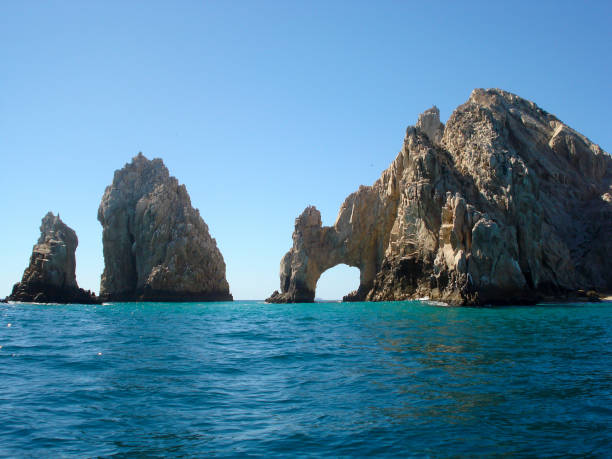 istock The Cabo San Lucas Arch 959604910