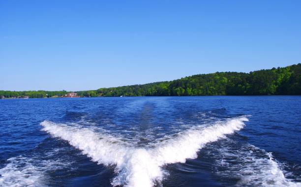 istock Boat Wake behind Ski Boat on Beautiful Lake Hamilton in Arkansas 959624744