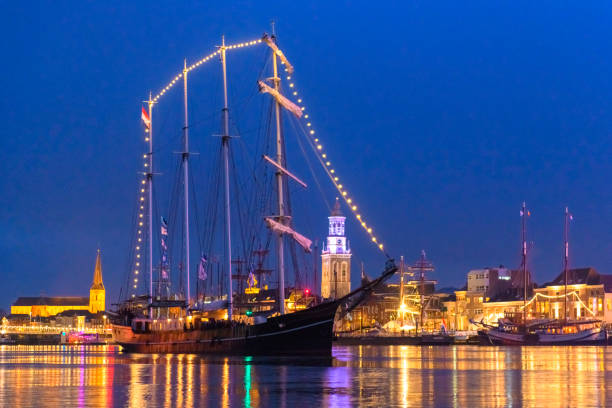 istock Evening view on Kampen at the river IJssel 959642040