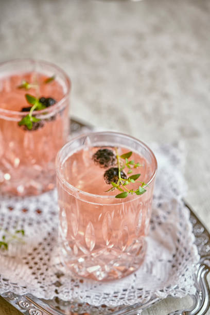 istock Blackberry Thyme Champagne Cocktail 959666606