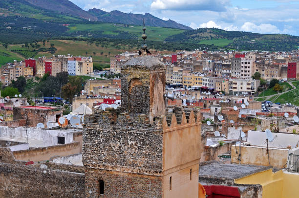 istock minaret of medieval mosque in Fez, Morocco 959712266