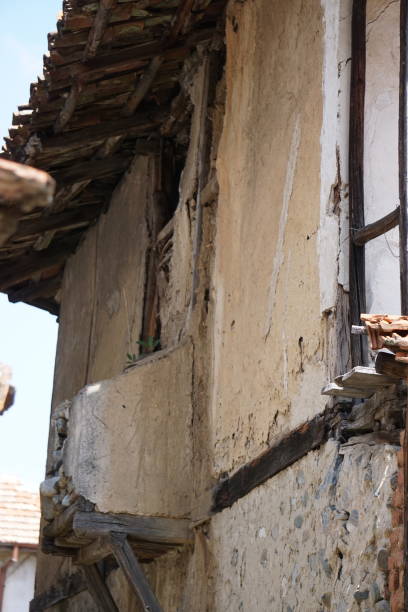 istock Traditional bulgarian house 959714134