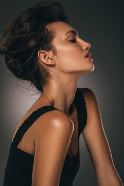 istock Beautiful woman 959717542