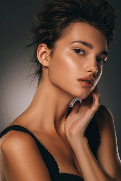 istock Beautiful woman 959717802