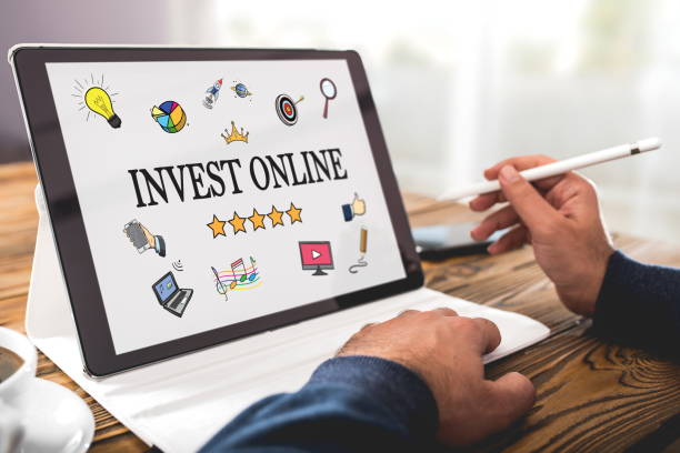istock Invest Online Concept on Digital Tablet Screen in Office 959733898