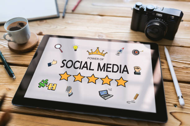 istock Social Media Concept On Digital Tablet Screen 959740484