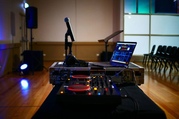 istock Audio disc jockey equipment 959783584