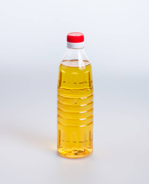 istock oil or oil in plastic bottle on the background 959808006