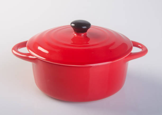 istock pot or ceramic food pot on a background 959808046