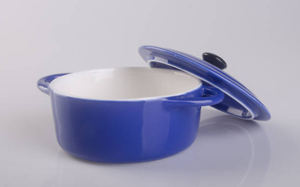 istock pot or ceramic food pot on a background 959808086