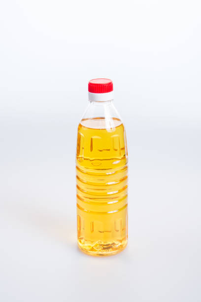 istock oil or oil in plastic bottle on the background 959808366