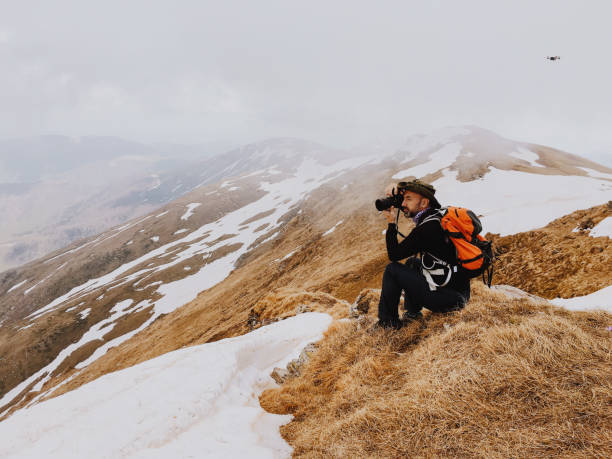 istock Travel photographer 959808414