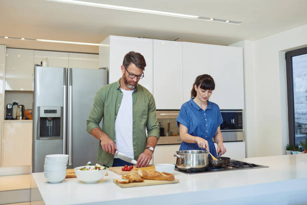 istock Trying out new recipes together 959860820